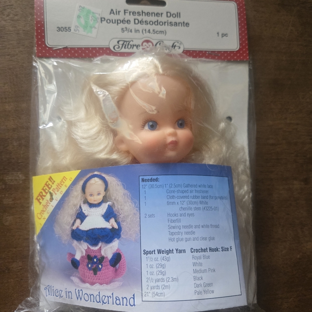 Fibre Craft Vintage Alice in Wonderland Air Freshener Doll w Crochet Pattern